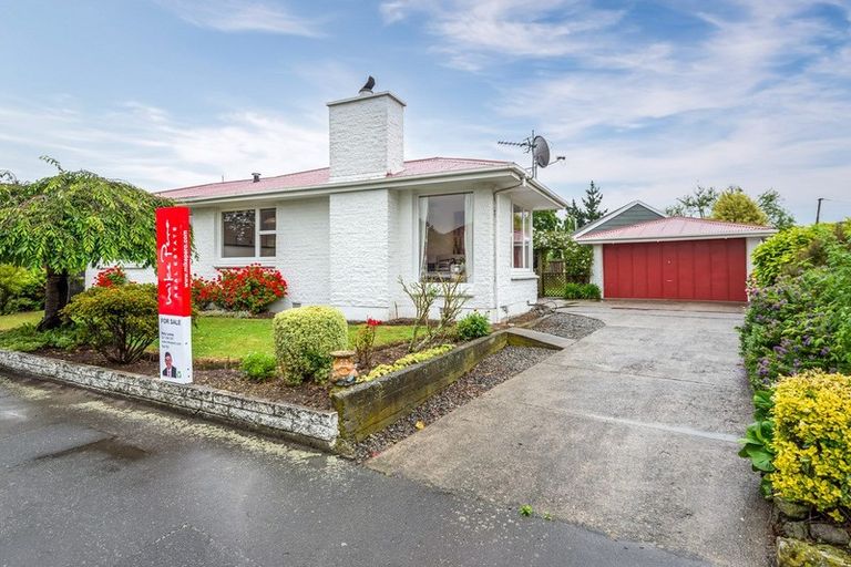 Photo of property in 9 Murdoch Street, Bryndwr, Christchurch, 8053