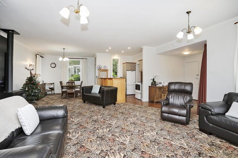 Photo of property in 1000 Lochiel-branxholme Road, Branxholme, Invercargill, 9874