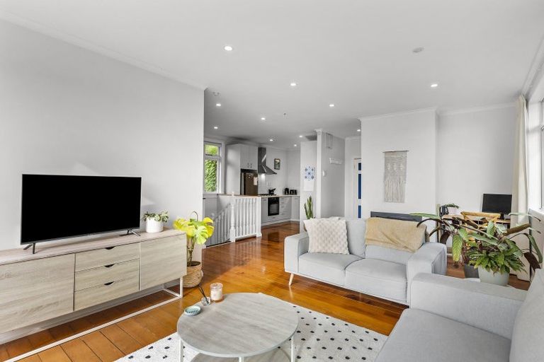 Photo of property in 117 Duncan Terrace, Kilbirnie, Wellington, 6022