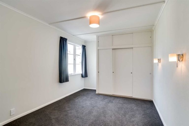 Photo of property in 6 Chester Place, Taradale, Napier, 4112