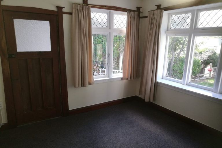 Photo of property in 76 Majoribanks Street, Mount Victoria, Wellington, 6011