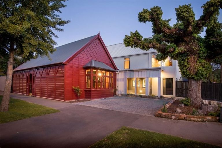 Photo of property in 25 Armagh Street, Christchurch Central, Christchurch, 8013