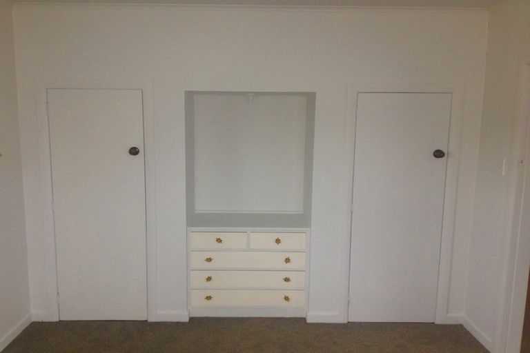 Photo of property in 32 Davies Road, Hurdon, New Plymouth, 4310