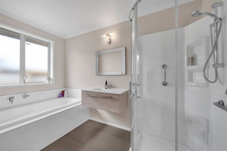 Photo of property in 48e Smeaton Road, Bell Block, New Plymouth, 4312