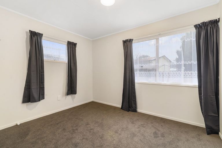 Photo of property in 5 Onyx Place, Pukehangi, Rotorua, 3015