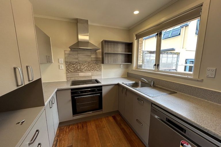 Photo of property in 22b Maunganui Road, Mount Maunganui, 3116