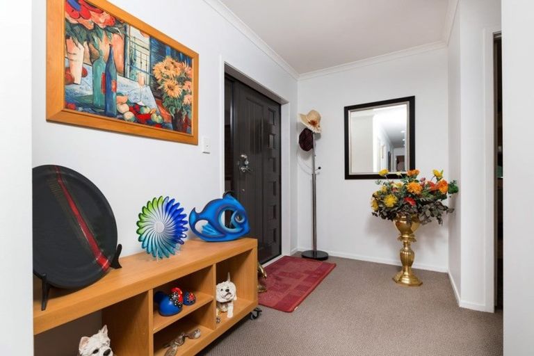 Photo of property in 20 Ainslee Street, Highlands Park, New Plymouth, 4312