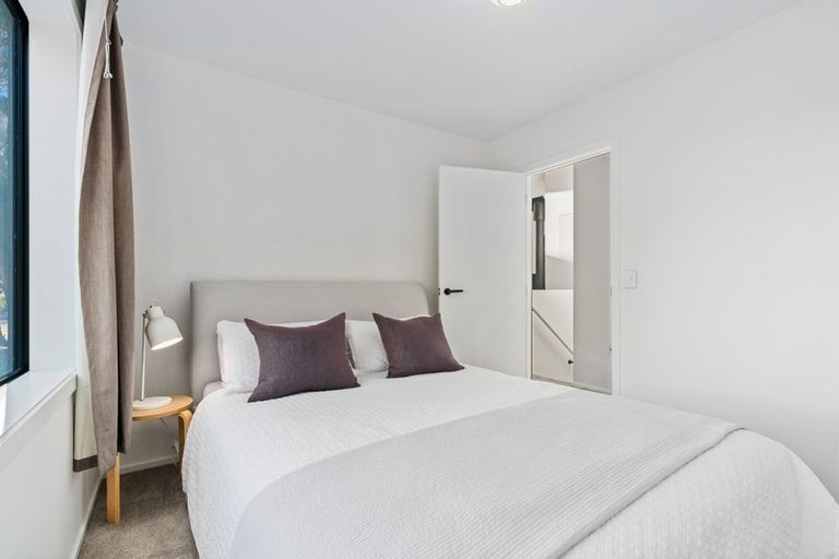 Photo of property in 3 Maude View Road, Hawea Flat, Wanaka, 9382