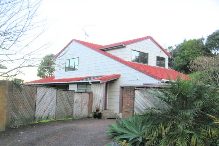 Photo of property in 16 Wisteria Way, Mairangi Bay, Auckland, 0630