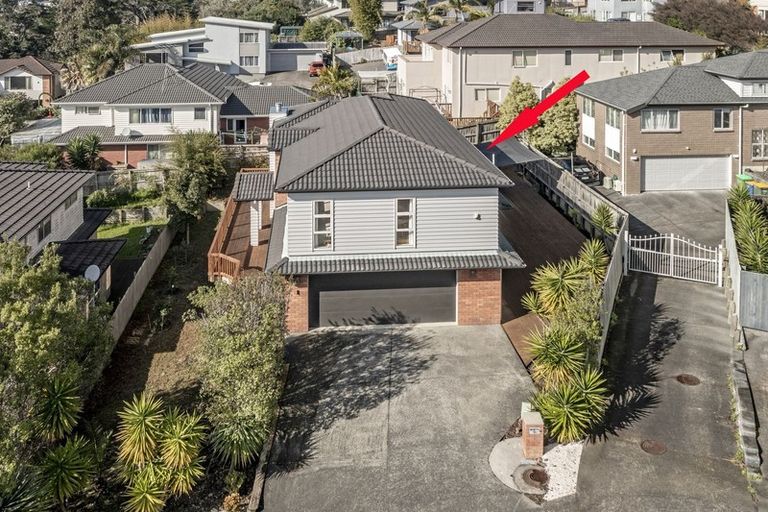 Photo of property in 30c Schnapper Rock Road, Schnapper Rock, Auckland, 0632