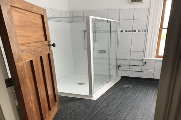 Photo of property in 7 Albany Avenue, Mount Victoria, Wellington, 6011