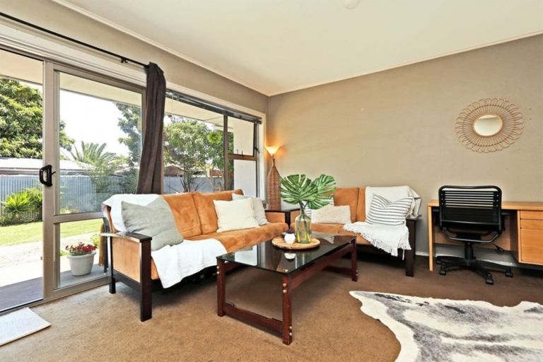 Photo of property in 1/10 James Foley Avenue, Pirimai, Napier, 4112