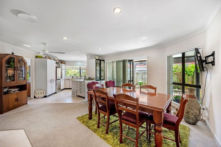 Photo of property in 10 Bishops Close, Greenmeadows, Napier, 4112