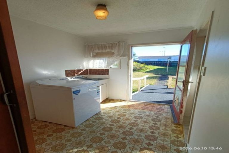 Photo of property in 11 Starling Place, Ranui, Auckland, 0612