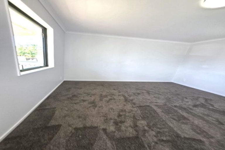 Photo of property in 21 Tranent Road, Mangere, Auckland, 2022