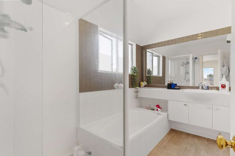 Photo of property in 4/61 Champion Street, Edgeware, Christchurch, 8013