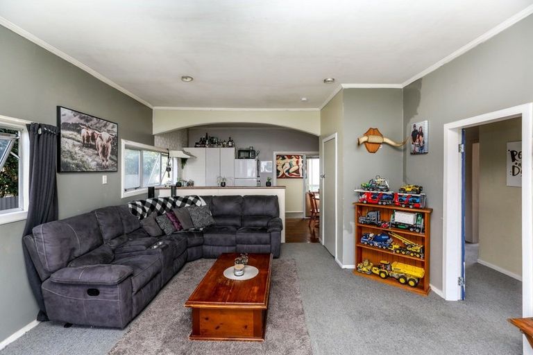 Photo of property in 62 Fitzroy Road, Fitzroy, New Plymouth, 4312