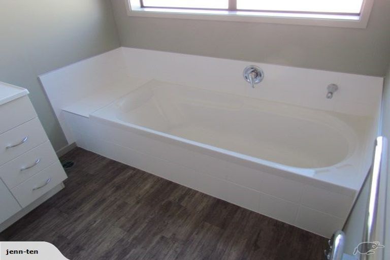 Photo of property in 14c May Street, Hamilton East, Hamilton, 3216