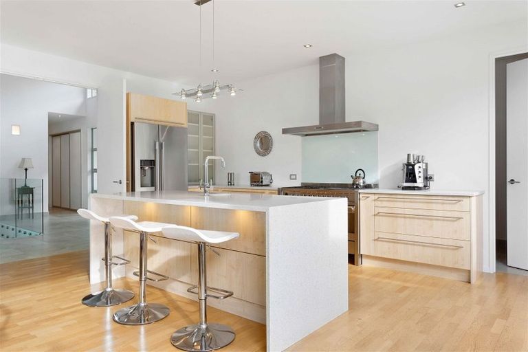 Photo of property in 115 Main Road, Governors Bay, Lyttelton, 8971