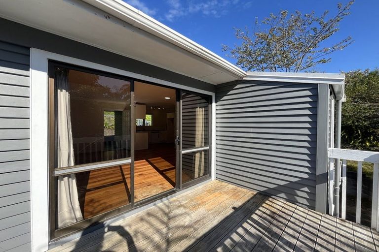 Photo of property in 40 Govett Avenue, Frankleigh Park, New Plymouth, 4310