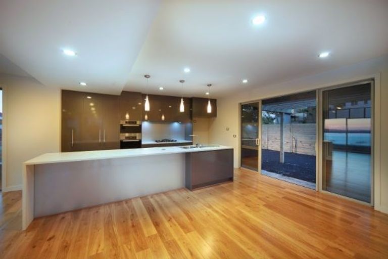 Photo of property in 68a The Parade, Bucklands Beach, Auckland, 2012