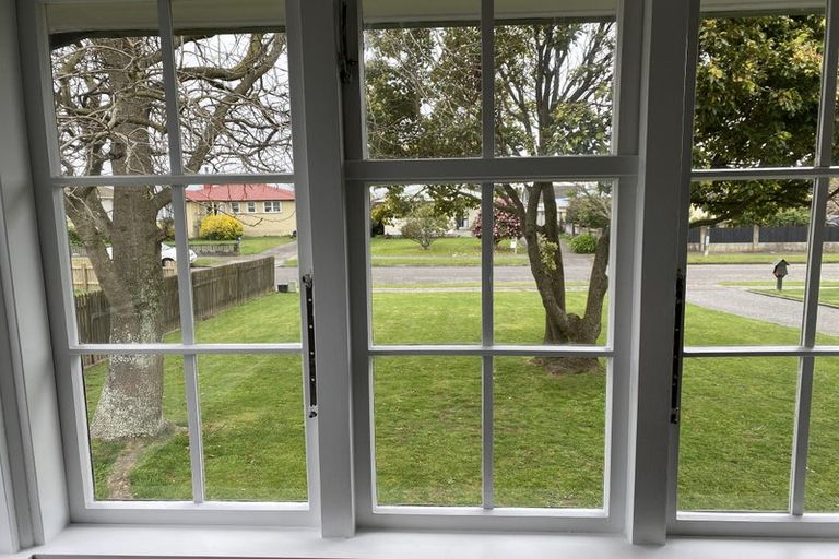 Photo of property in 6 Forth Terrace, Roslyn, Palmerston North, 4414
