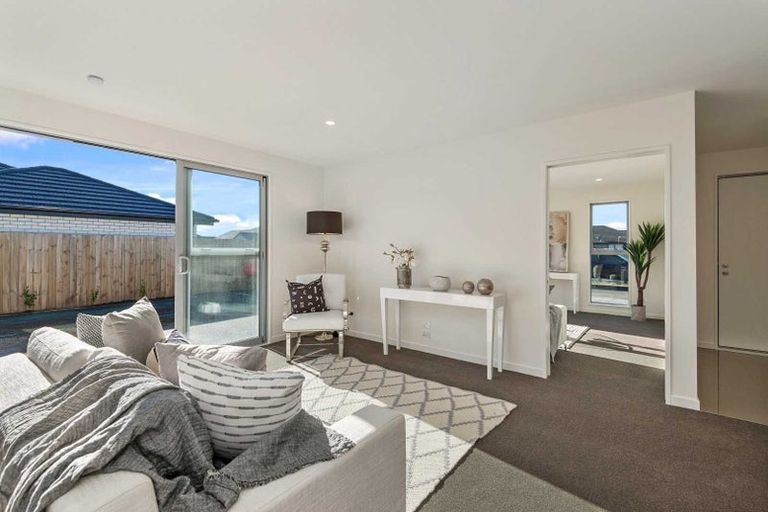 Photo of property in 14 Maka Lane, Halswell, Christchurch, 8025