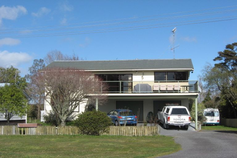 Photo of property in 11 Te Heuheu Parade, Tauranga Taupo, Turangi, 3382