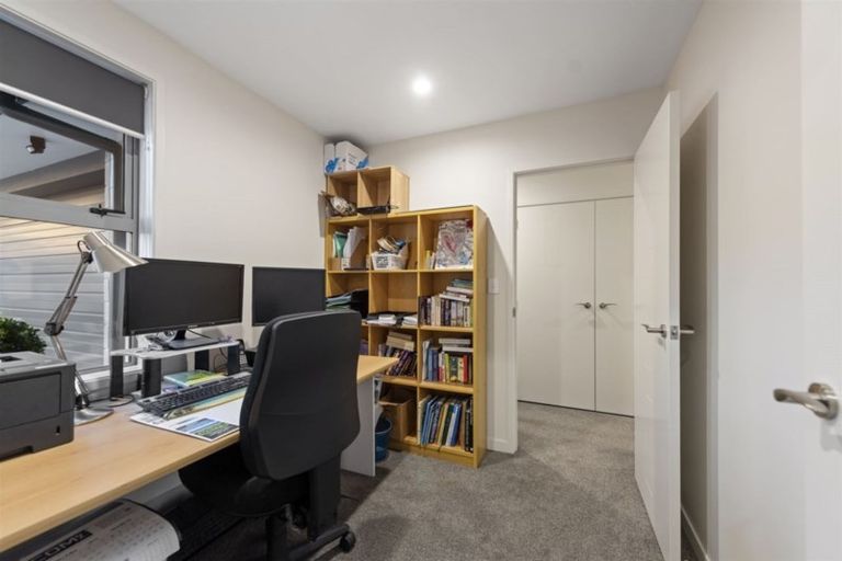 Photo of property in 2 Sharman Place, Pyes Pa, Tauranga, 3112