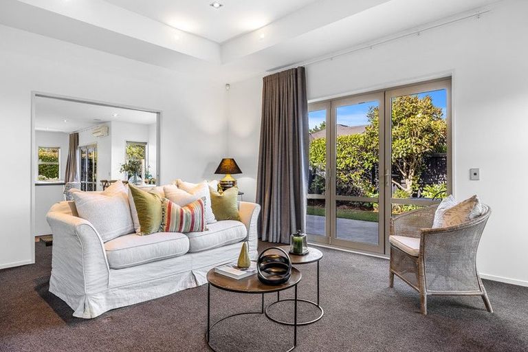 Photo of property in 5 Millpark Place, Northwood, Christchurch, 8051