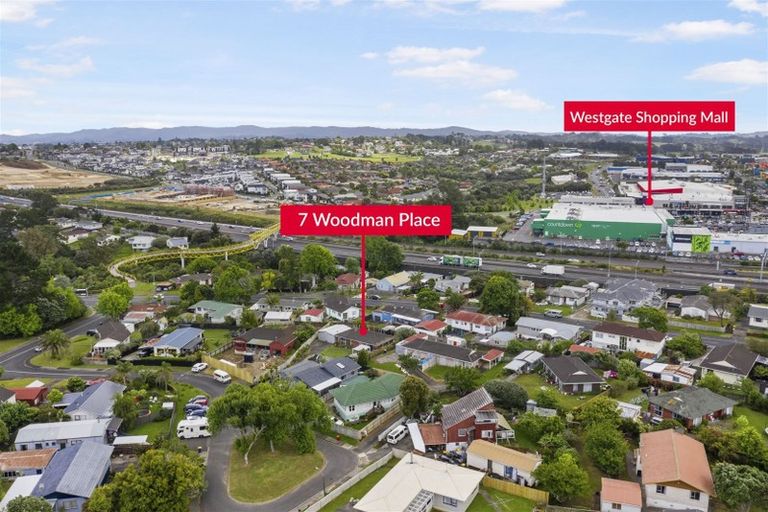 Photo of property in 7 Woodman Place, West Harbour, Auckland, 0618