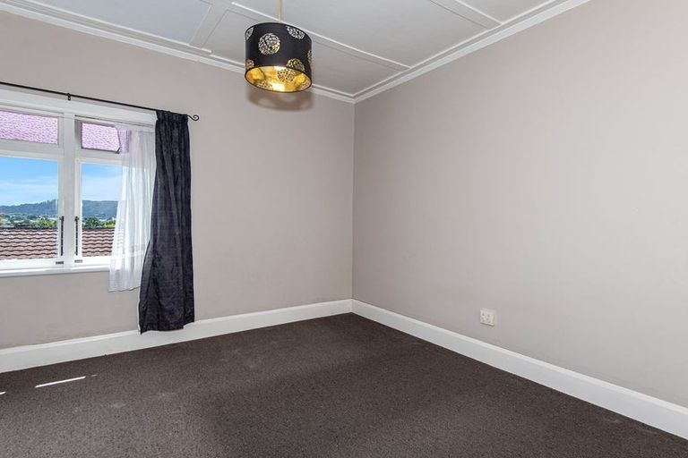 Photo of property in 75 Fourth Avenue, Woodhill, Whangarei, 0110