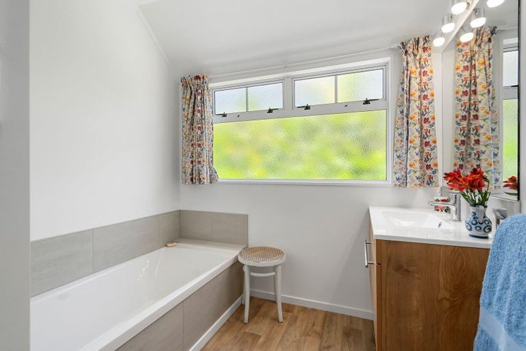 Photo of property in 71 Carlyle Street, Leamington, Cambridge, 3432