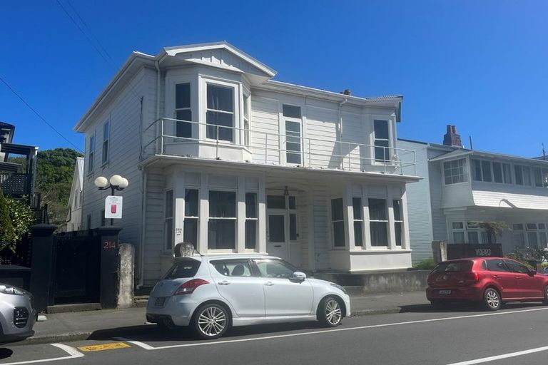 Photo of property in 212 The Terrace, Wellington Central, Wellington, 6011