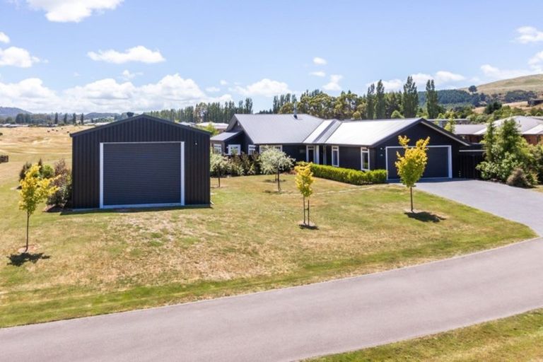 Photo of property in 500 Kinloch Road, Kinloch, Taupo, 3377