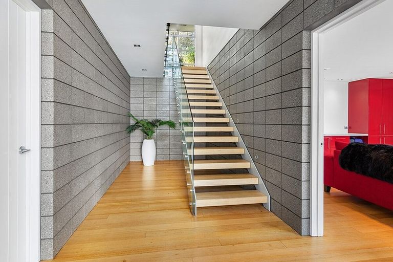 Photo of property in 1091 Whangaparaoa Road, Tindalls Beach, Whangaparaoa, 0930