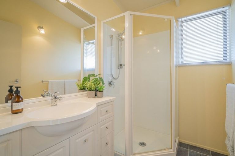 Photo of property in 62 Oyster Drive, Cooks Beach, Whitianga, 3591