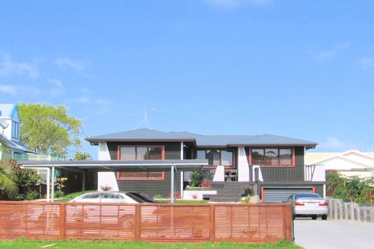 Photo of property in 26 Simpson Road, Papamoa Beach, Papamoa, 3118