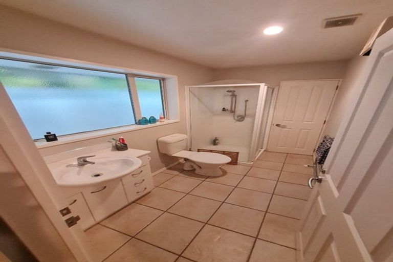 Photo of property in 7a Westburn Terrace, Burnside, Christchurch, 8041