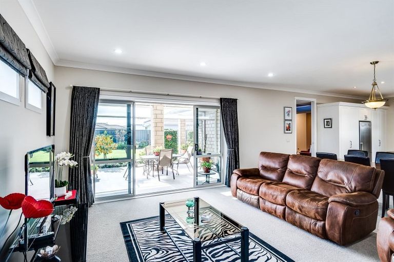 Photo of property in 3 Kapiti Drive, Poraiti, Napier, 4112