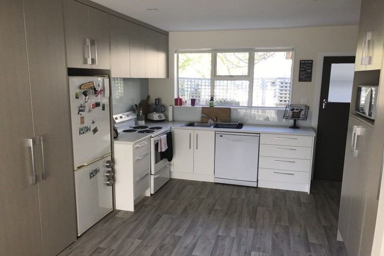 Photo of property in 2/46 Springfield Road, St Albans, Christchurch, 8014