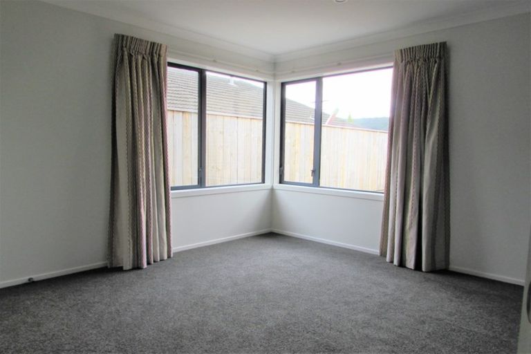 Photo of property in 4 Yeats Grove, Trentham, Upper Hutt, 5018