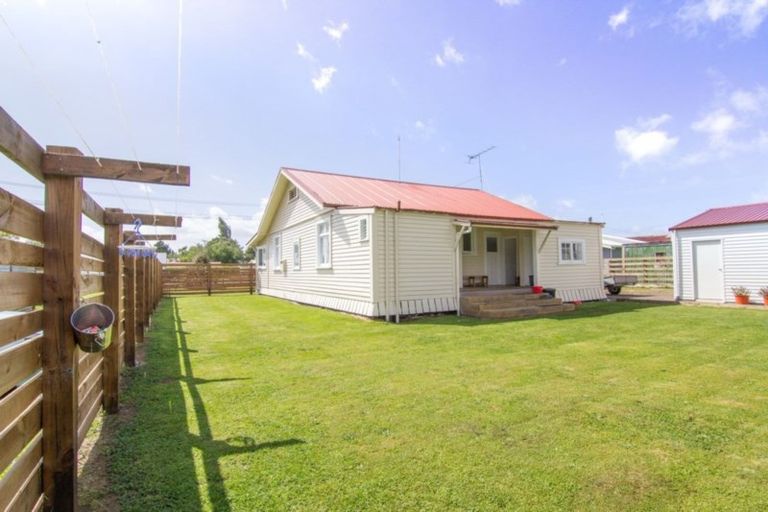 Photo of property in 2 Ballance Street, Raetihi, 4632