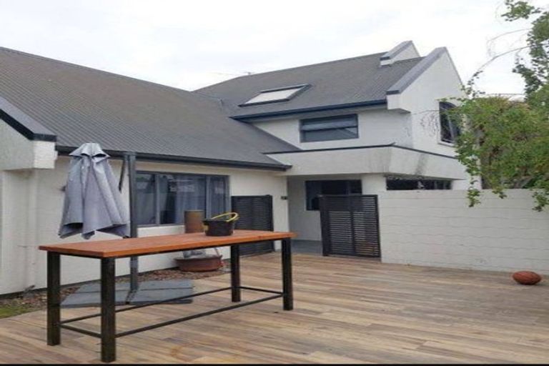 Photo of property in 27 Nyoli Street, Northcote, Christchurch, 8052