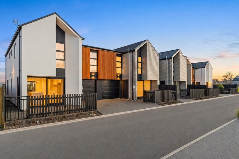 Photo of property in 13 Preferred Lane, Halswell, Christchurch, 8025