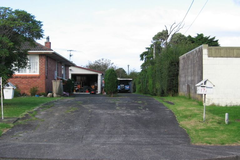 Photo of property in 1/17 Karamu Street, Te Atatu Peninsula, Auckland, 0610