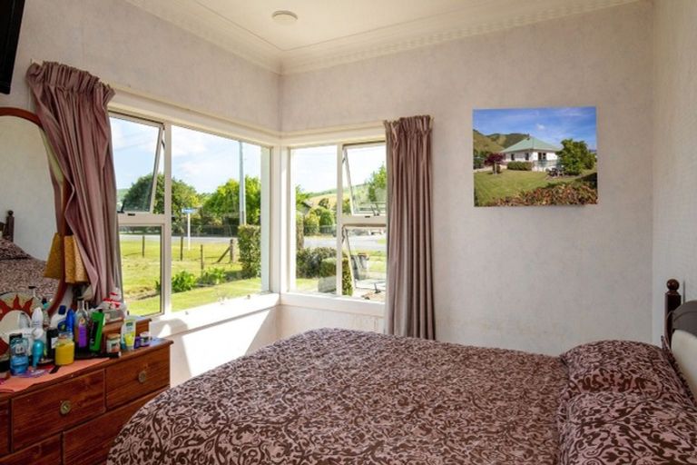 Photo of property in 14 Millers Flat-beaumont Road, Millers Flat, Roxburgh, 9572