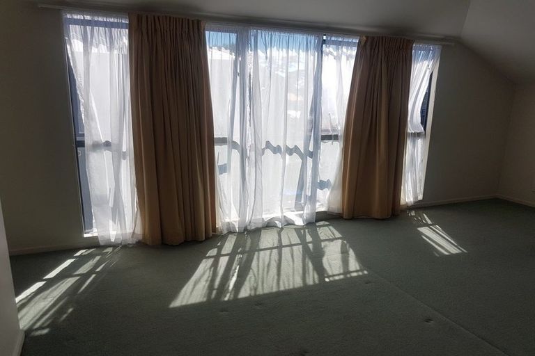 Photo of property in 245a Bealey Avenue, Christchurch Central, Christchurch, 8013