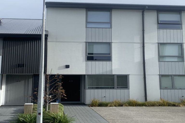 Photo of property in 44 John Street, Stokes Valley, Lower Hutt, 5019