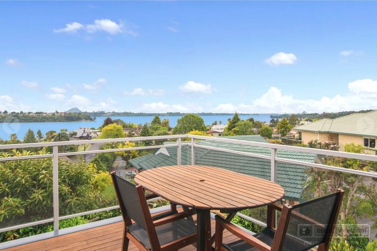Photo of property in 36 Downing Place, Welcome Bay, Tauranga, 3112
